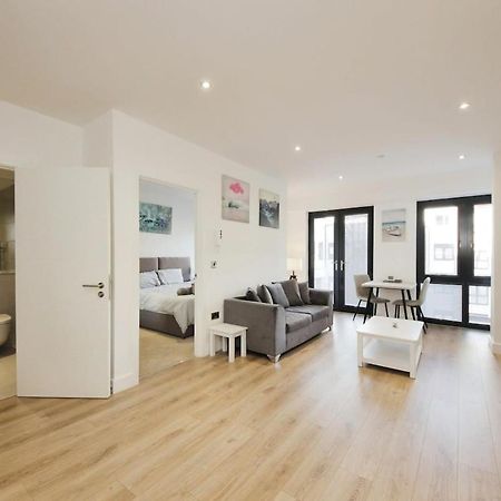 Modern Comfort 1 Bed Apartment Broadoaks, Sulihull Solihull Exteriör bild