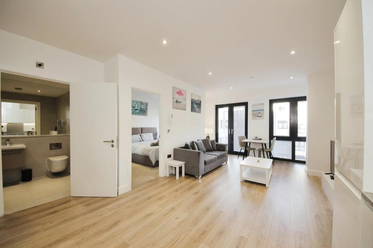 Modern Comfort 1 Bed Apartment Broadoaks, Sulihull Solihull Exteriör bild